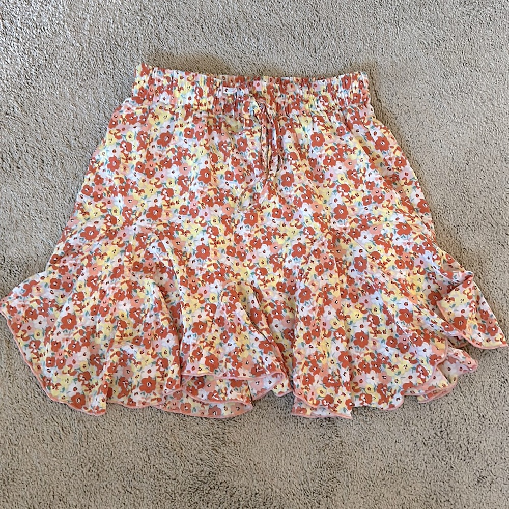 Pink Lily Mini Floral Skirt